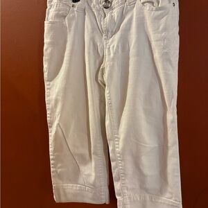 Metro White distressed capris. Wide leg